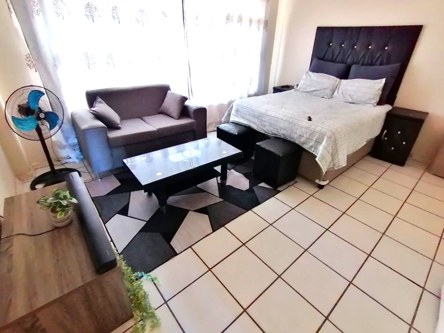 2 Bedroom Property for Sale in Bloemfontein Free State